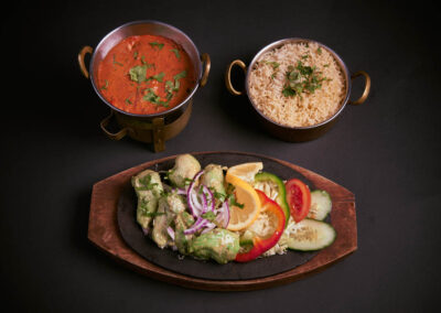 9.  Murg Garlic Tikka /249,-   Hvitløks marinert kylling tikka. Garlic Chicken tikka *Lactose, Nuts, Eggs